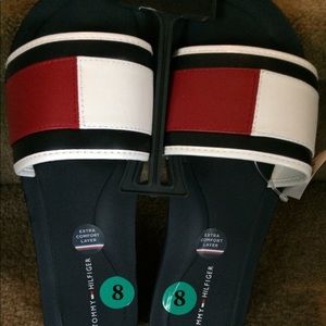 Tommy Hilfiger slides NWT